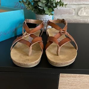 Blowfish size 6.5 sandals brown in box worn once